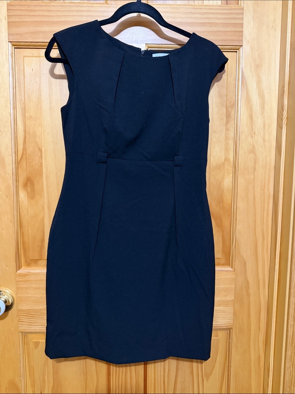 Calvin Klein Classic Black Cap-Sleeve Sheath Dress, Size 6.